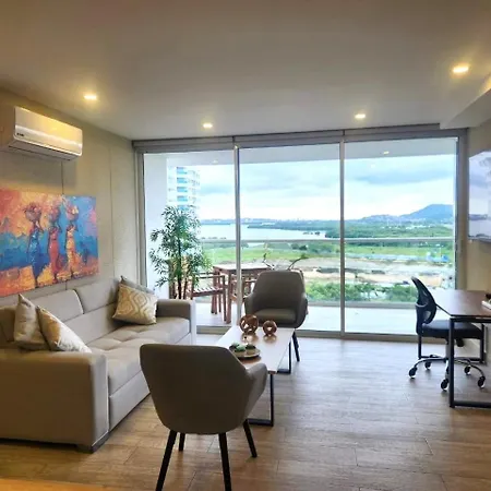 Tu En La Playa, Lindo, Moderno Y Comodo Apartamento